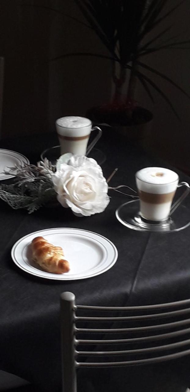 L'Arte Bed & Breakfast Cascina Bagian luar foto