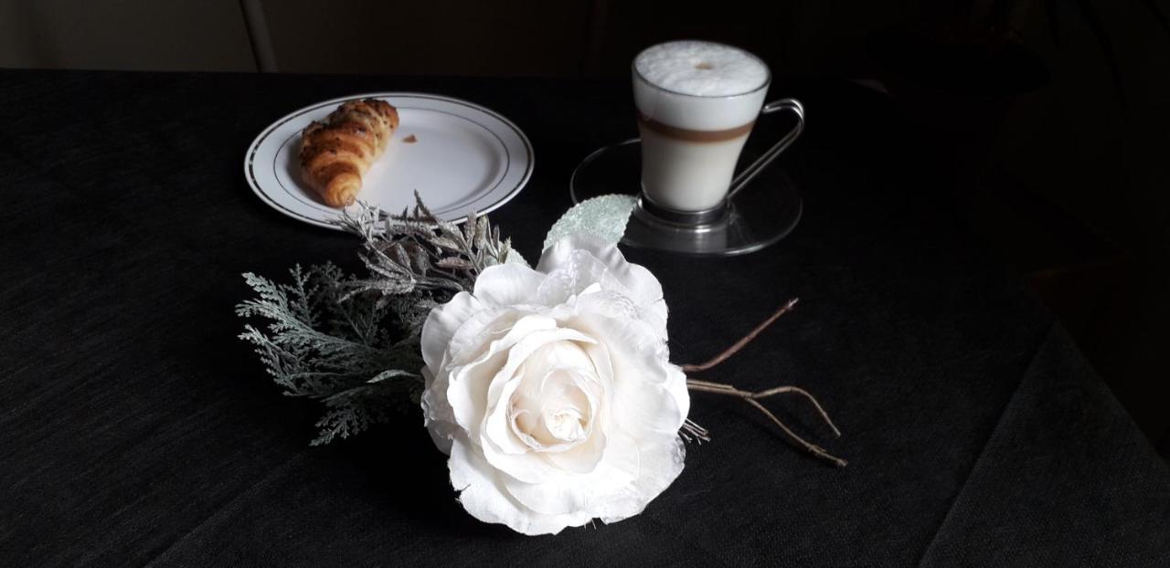 L'Arte Bed & Breakfast Cascina Bagian luar foto